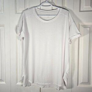 NWT Amazon Essentials Black Women's Relaxed-Fit Crewneck T-Shirt - Size Large